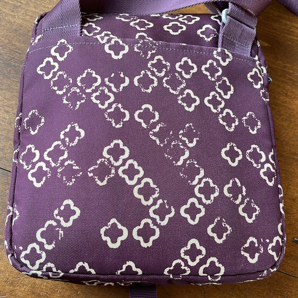 Eddie Baurer Travex Tech Crossbody Bag - Picture 5 of 16